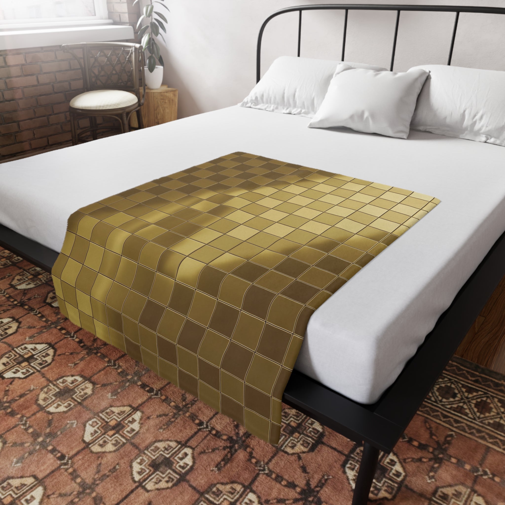 Gold Mosaic Plush Fleece Blanket – Luxury Checker Pattern Throw